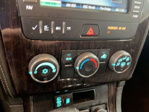 Used 2016 Chevrolet Traverse LT image 15