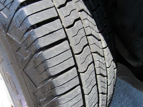 Used 2014 Toyota Tacoma 4x4 Access Cab w/ SR5 Package image 11