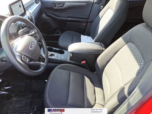 Used 2024 Ford Escape Active image 11