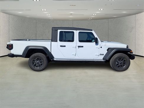 New 2026 Jeep Gladiator Sport image 3