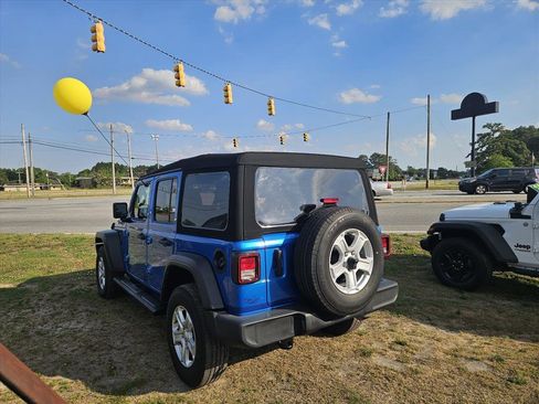 Used 2021 Jeep Wrangler Unlimited Sport AWD/4WD image 5