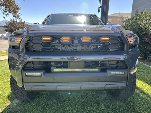 Used 2025 Toyota 4Runner TRD Off-Road Premium w/ Tow Technology Package AWD/4WD image 13