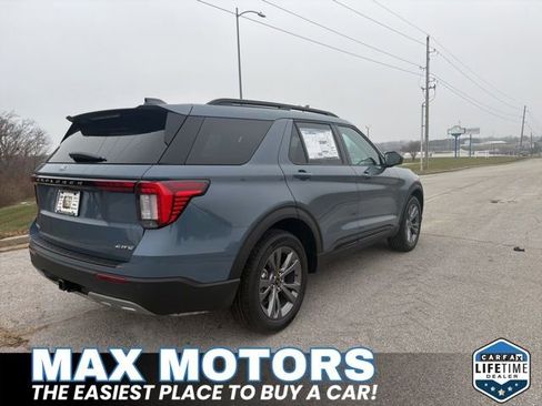 New 2026 Ford Explorer Active image 3
