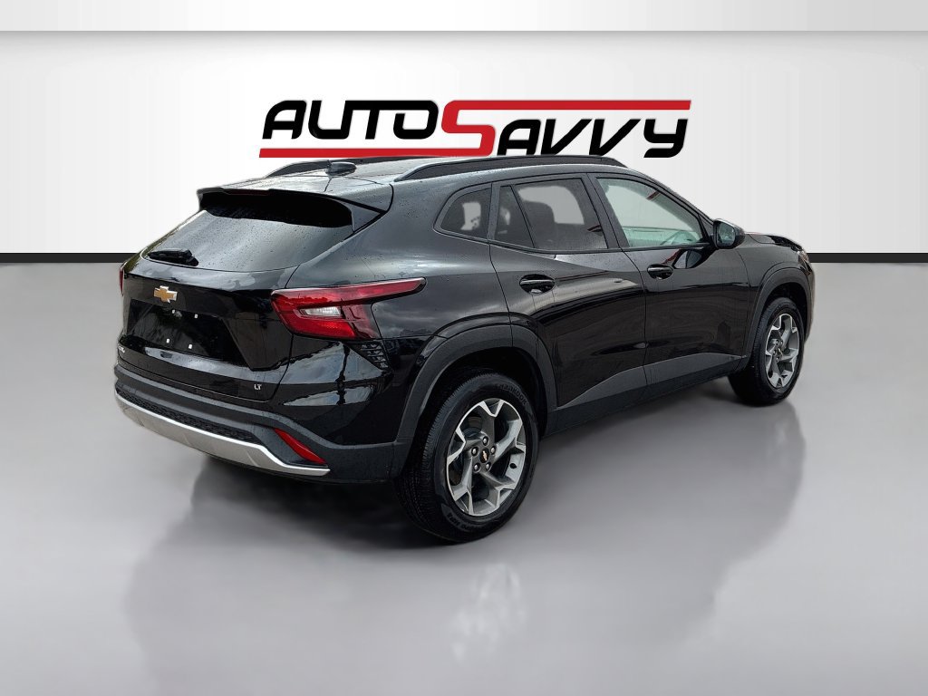 Used 2026 Chevrolet Trax LT FWD image 7