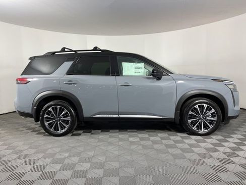 New 2026 Nissan Pathfinder Platinum w/ Accent Package AWD/4WD image 12
