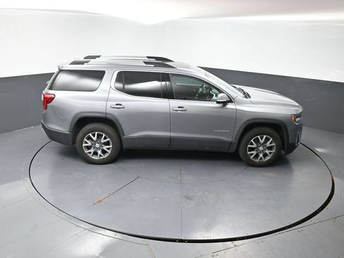 Used 2023 GMC Acadia SLT w/ Technology Package AWD/4WD image 10