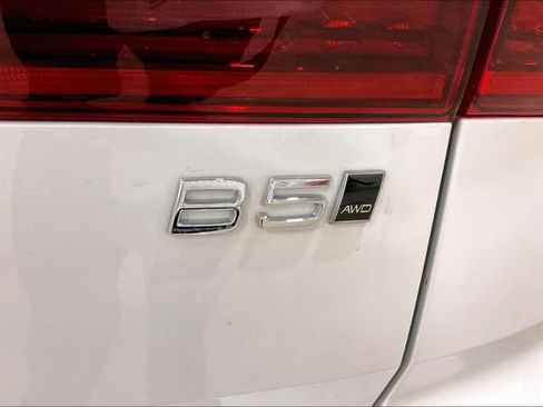 New 2026 Volvo XC60 B5 Ultra w/ Protection Package Premier image 12