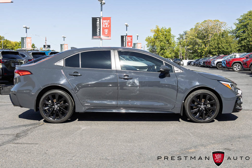 Used 2024 Toyota Corolla SE w/ SE Package AWD/4WD image 18