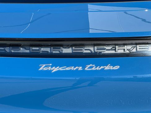 Used 2022 Porsche Taycan Turbo S image 39