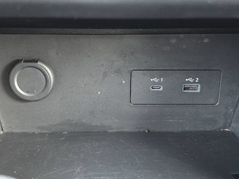 Used 2022 Nissan Pathfinder SL AWD/4WD image 28