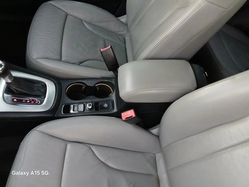 Used 2018 Audi Q3 2.0T Premium w/ Convenience Package FWD image 8