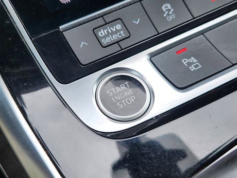 Used 2023 Audi Q7 3.0T Premium Plus AWD/4WD image 34