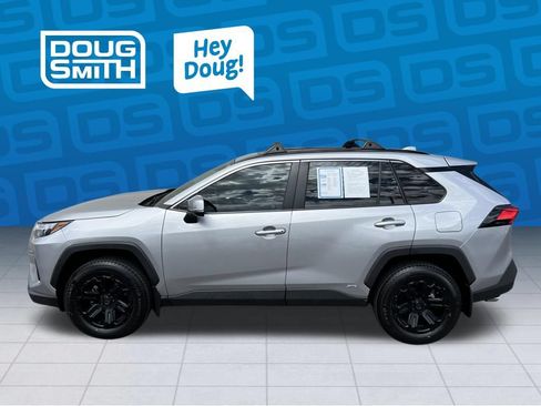 Used 2024 Toyota RAV4 XLE w/ Convenience Package AWD/4WD image 3