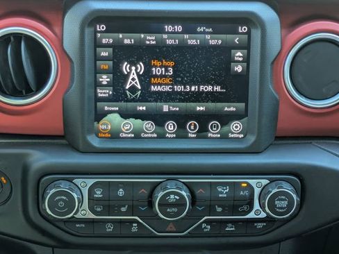 Used 2020 Jeep Gladiator Rubicon image 18