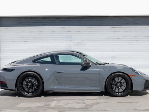 Certified 2025 Porsche 911 Carrera 4 GTS image 8