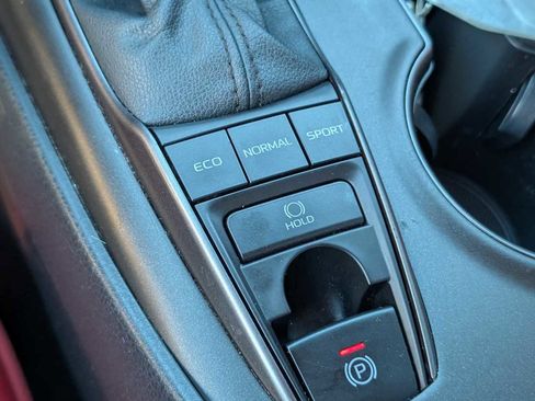 Used 2021 Toyota Camry XSE image 16