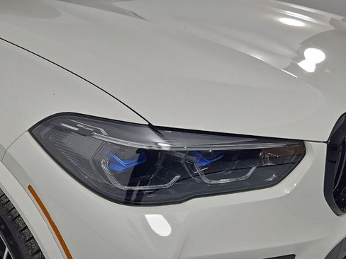 Used 2023 BMW X5 M w/ Competition Package image 11