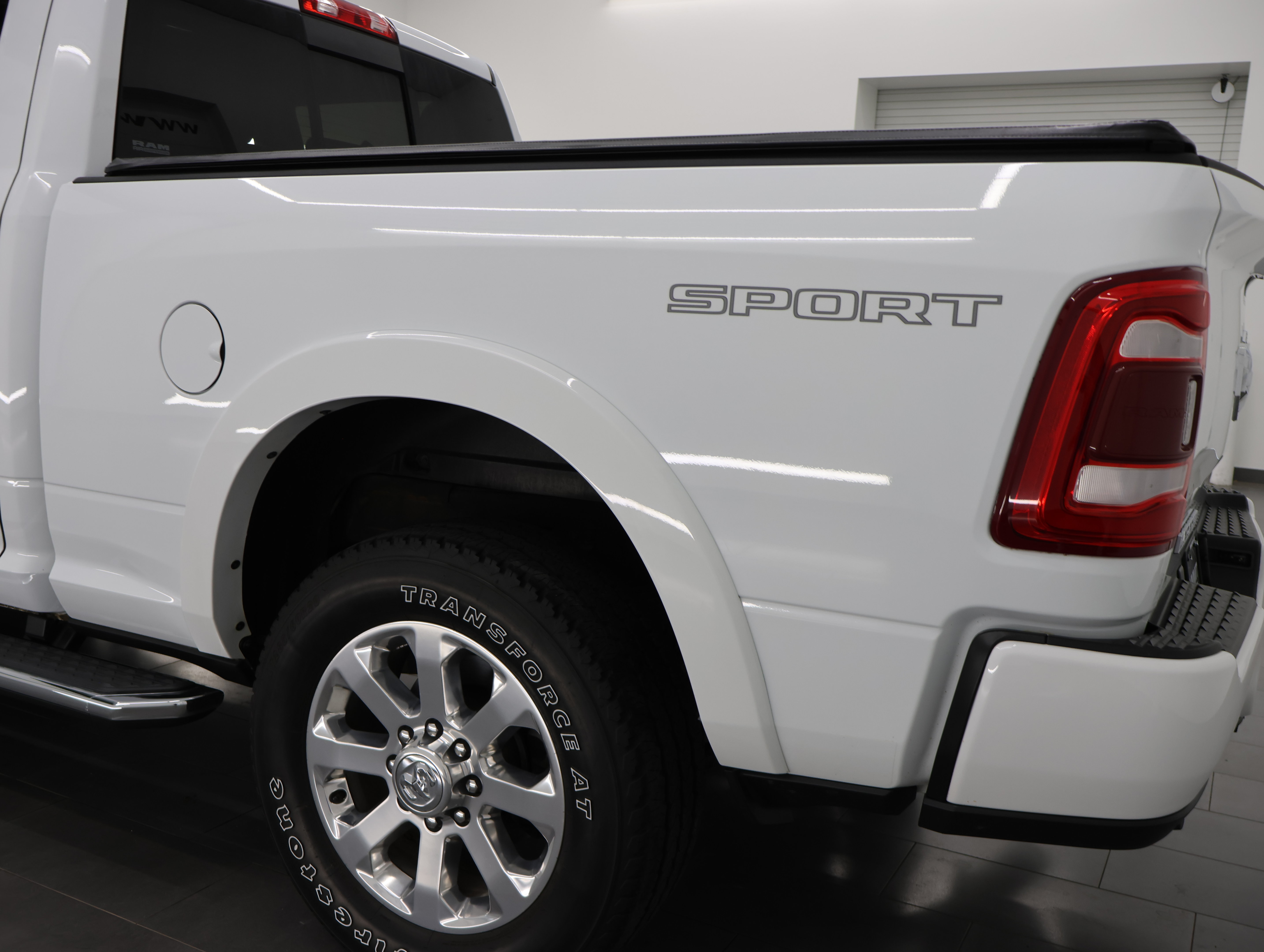 Used 2022 RAM 2500 Laramie AWD/4WD image 31