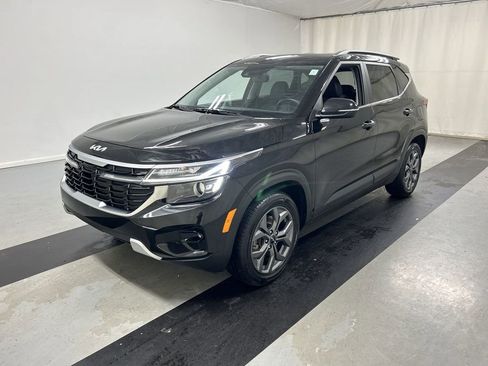 Used 2024 Kia Seltos S AWD/4WD image 5