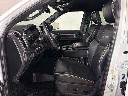 Used 2019 RAM 2500 Laramie AWD/4WD image 16