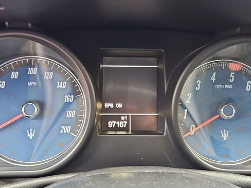 Used 2012 Maserati GranTurismo Sport image 10