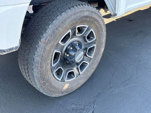 Used 2017 Ford F350 XLT w/ FX4 4x4 Off Road Package image 7