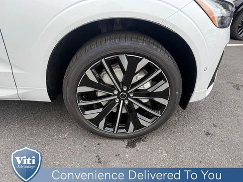New 2026 Volvo XC60 B5 Ultra w/ Protection Package Premier image 10