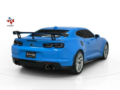 Used 2022 Chevrolet Camaro ZL1 image 6