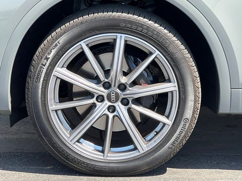 Used 2022 Audi SQ5 Premium w/ Convenience Package image 26