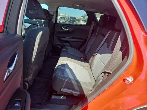 Used 2024 Chevrolet Blazer LT w/ Convenience Package FWD image 25