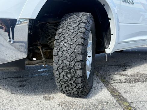 Used 2015 RAM 1500 Outdoorsman image 31