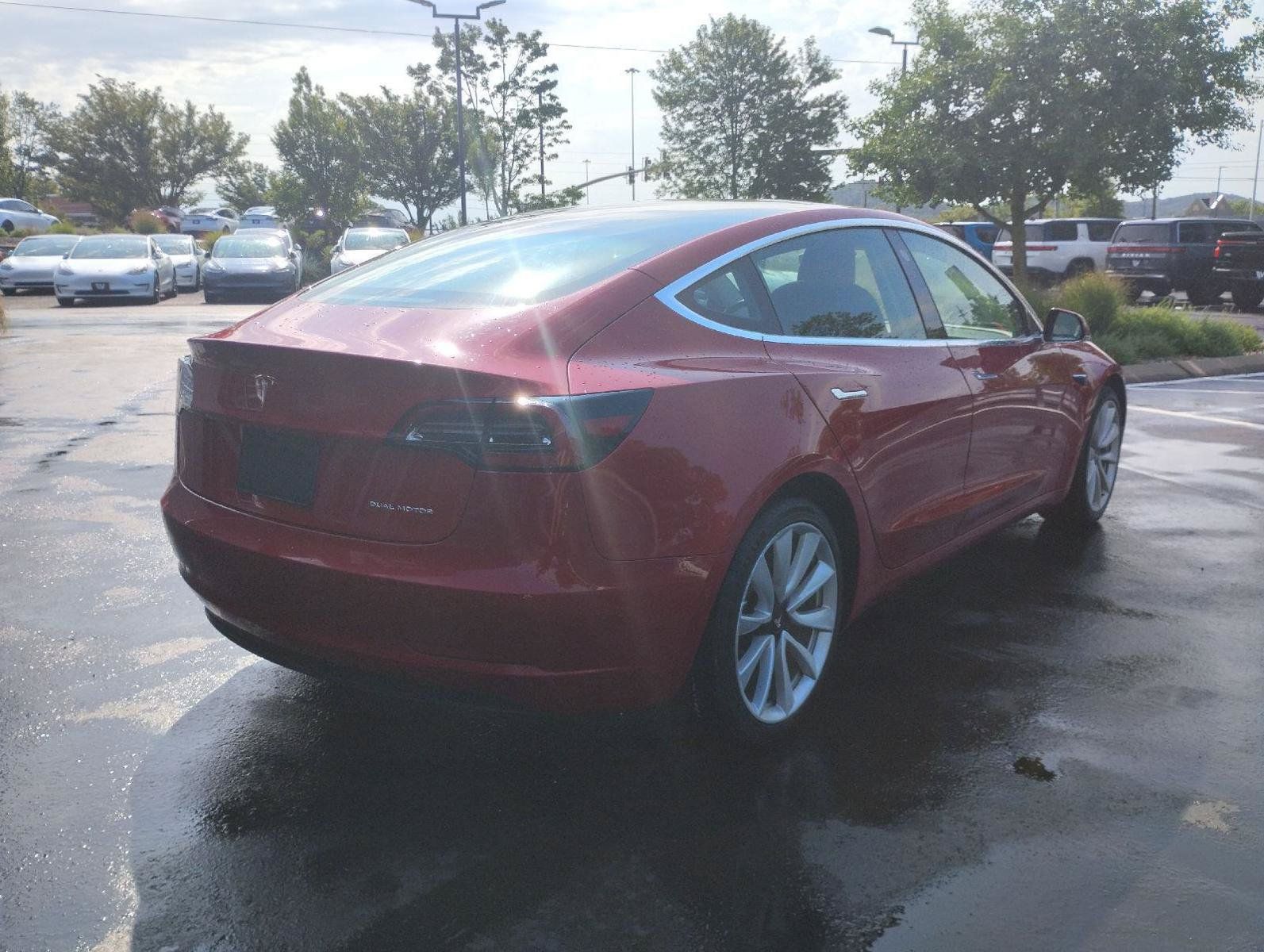 Used 2019 Tesla Model 3 Long Range AWD/4WD image 8