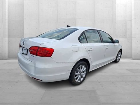 Used 2013 Volkswagen Jetta SE FWD image 6