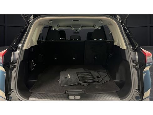 Used 2026 Nissan Rogue SV w/ Cold Weather Package AWD/4WD image 26