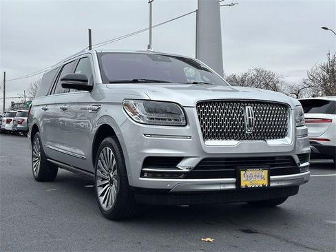 Used 2019 Lincoln Navigator L Reserve image 51