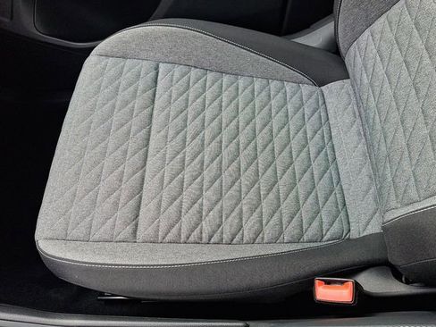 Certified 2025 Volkswagen Tiguan S image 25