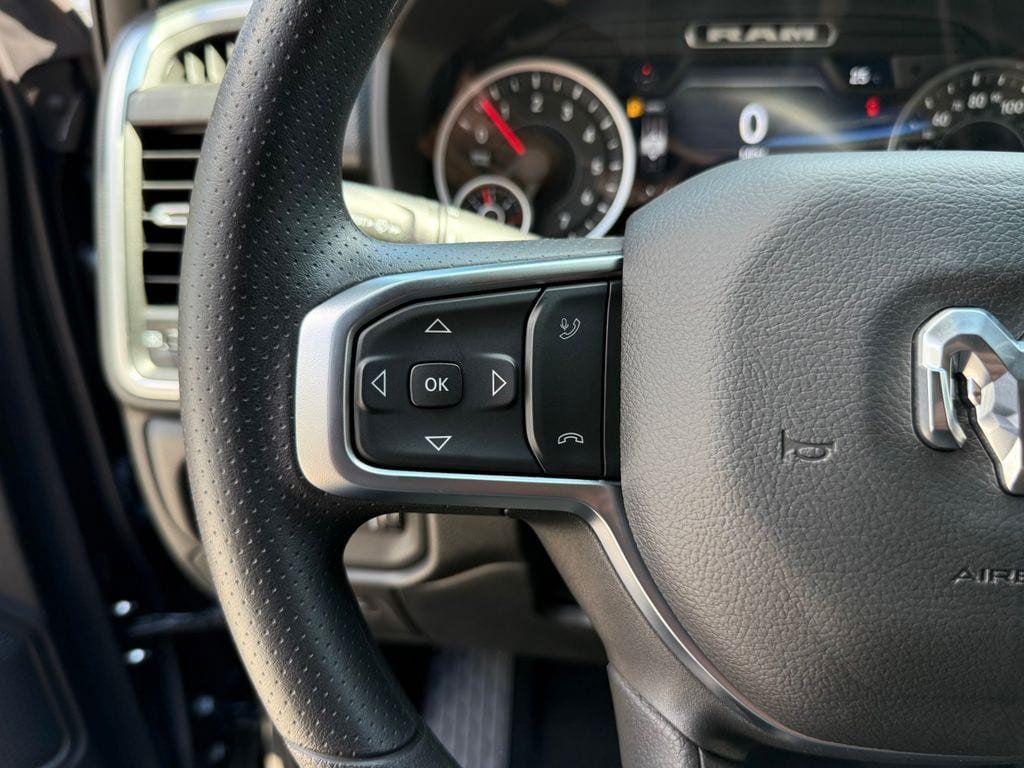 New 2026 RAM 1500 Express AWD/4WD image 23