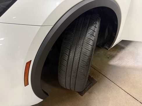 Used 2024 Toyota Prius LE image 27