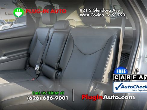 Used 2013 Toyota Prius V Five image 13