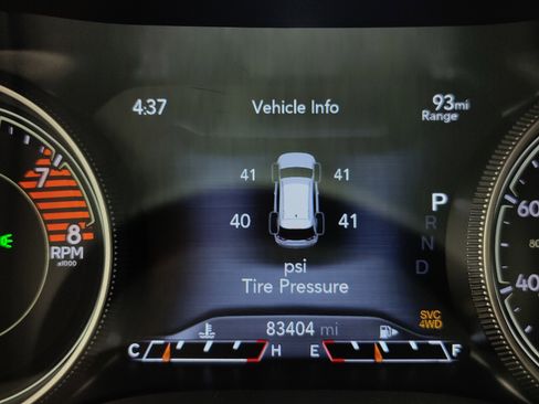 Used 2019 Jeep Cherokee Limited image 28