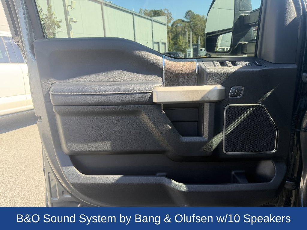 Used 2019 Ford F250 Lariat w/ Lariat Ultimate Package AWD/4WD image 10