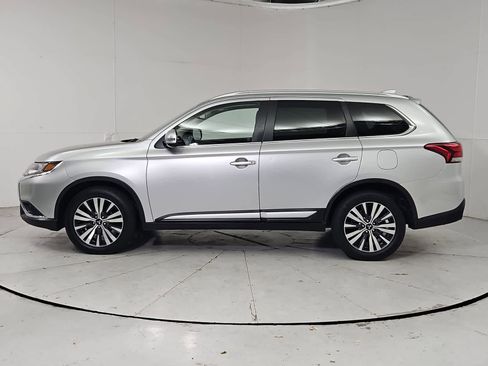 Used 2020 Mitsubishi Outlander SEL FWD image 3