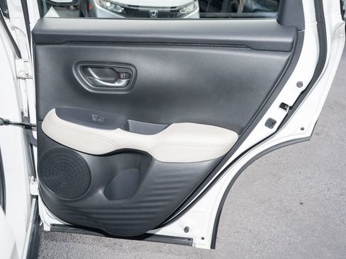 Certified 2024 Honda HR-V LX image 14