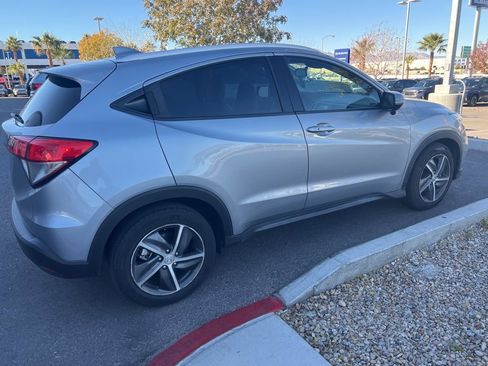Used 2021 Honda HR-V EX-L image 38