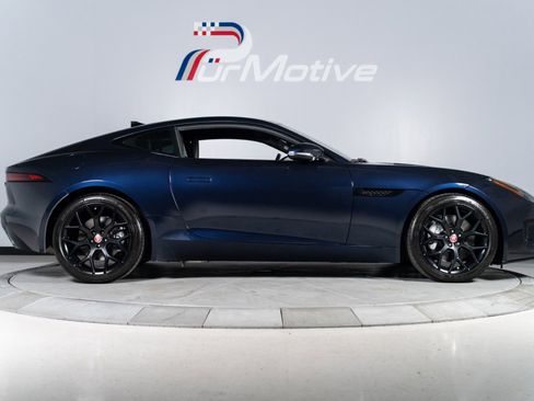 Used 2018 Jaguar F-TYPE Coupe RWD image 23