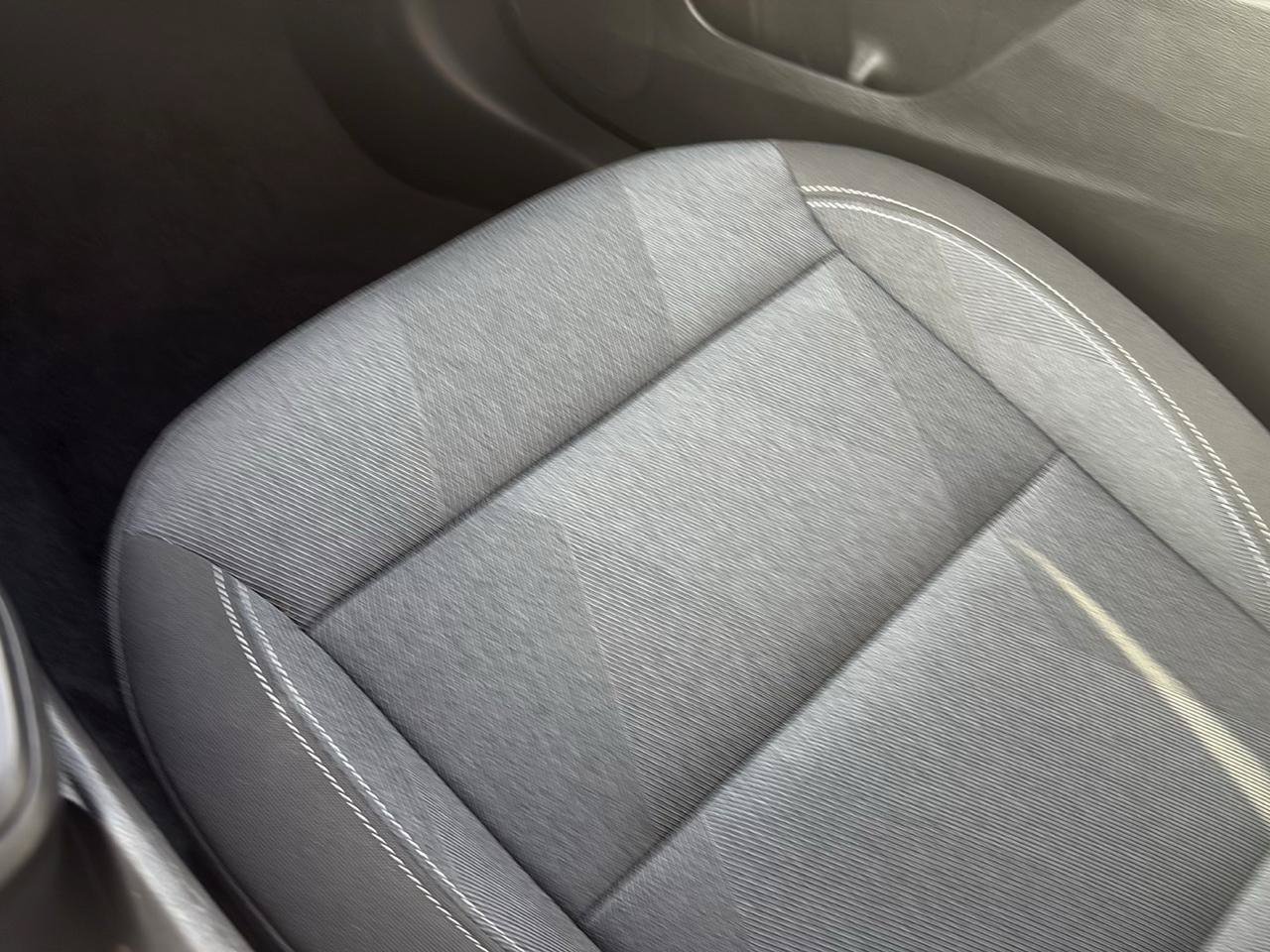 Used 2025 Chevrolet Trax LS w/ Driver Confidence Package FWD image 20