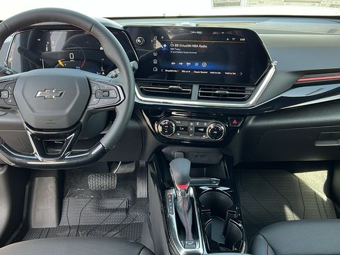 New 2026 Chevrolet Trax RS w/ Driver Confidence Package FWD image 15
