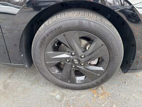 Certified 2023 Hyundai Elantra SEL w/ Cargo Package image 8