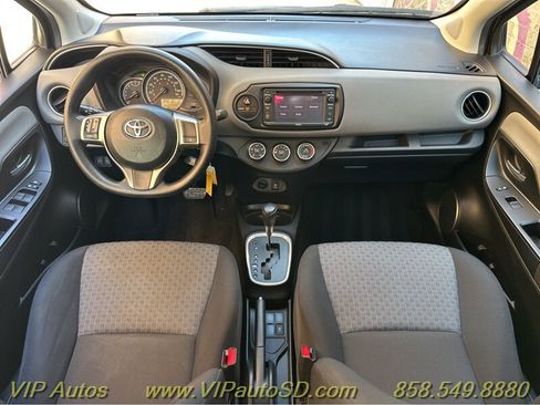 Used 2017 Toyota Yaris LE image 4