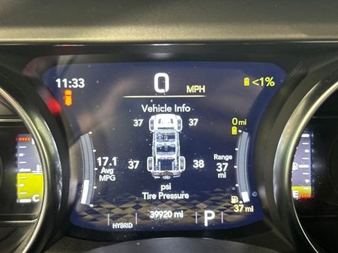 Used 2023 Jeep Wrangler Unlimited w/ Cold Weather Group image 18